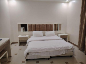 private furnished studio in granada